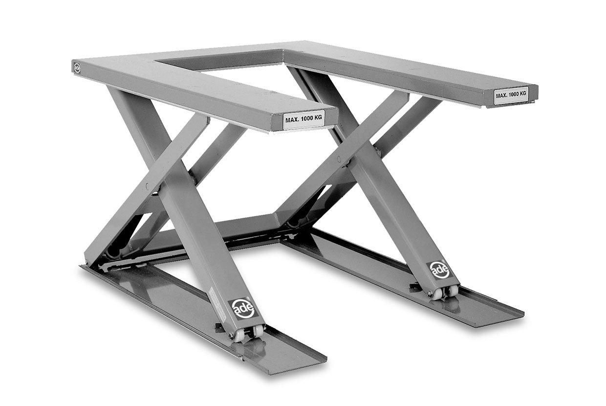 Scissor lift table - ADE-WERK - hydraulic / stationary / U-shape